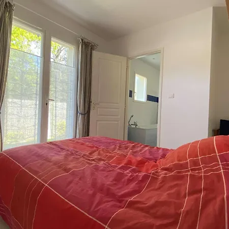 Vila Maison Au Calme Avec Piscine Privative - Spo000-040