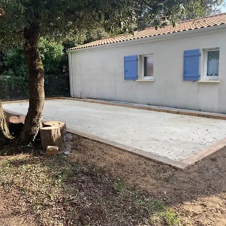 Maison Au Calme Avec Piscine Privative - Spo000-040 Vila